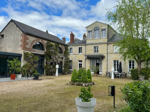 Chambres d'hôtes les Perce Neige Hotels in Vouvray
