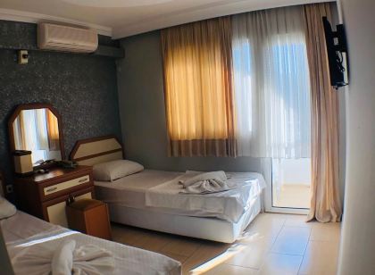 Altinyaz Hotel