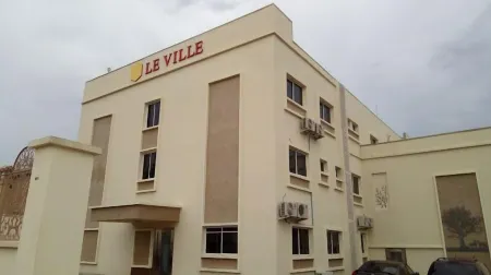 Le Ville Hotel and Suites