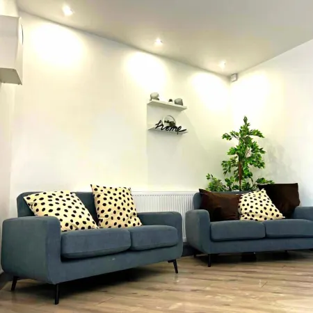 Darlington Suites by SA Stays