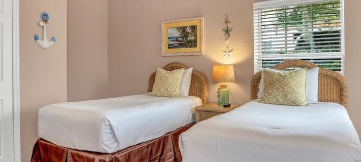 1st Level Poolbeach Disney Area Hotels in Polk County