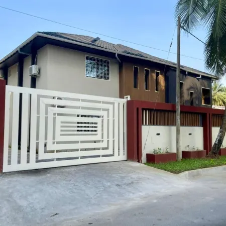 Scarlett Apartments