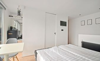 HouseBoat the New Lake - Nieuwe Meer