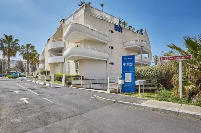 太陽沙丘歐達利斯住宅飯店 La baleine附近的飯店