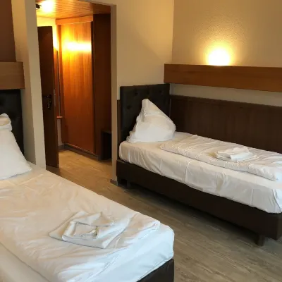 Hotel Poseidon Hotels near Universitatsbibliothek Bayreuth