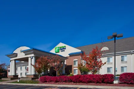 Holiday Inn Express & Suites Waterford Отели в г. Сильван Лейк