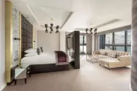 DoubleTree by Hilton Edinburgh - Queensferry Crossing Hotels in 