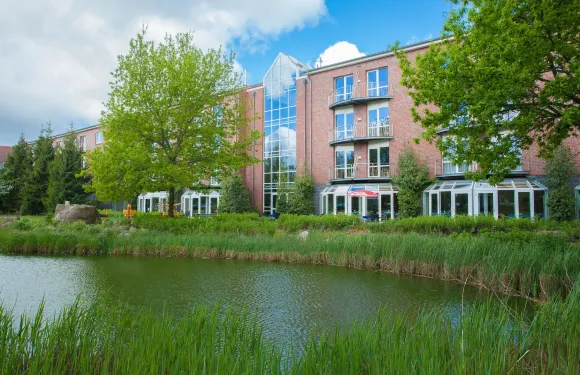 赫德霍夫加爾尼酒店