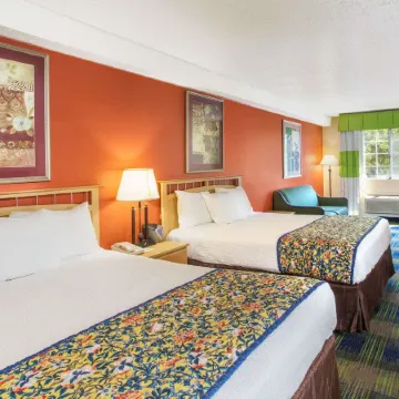 Days Inn by Wyndham Fremont