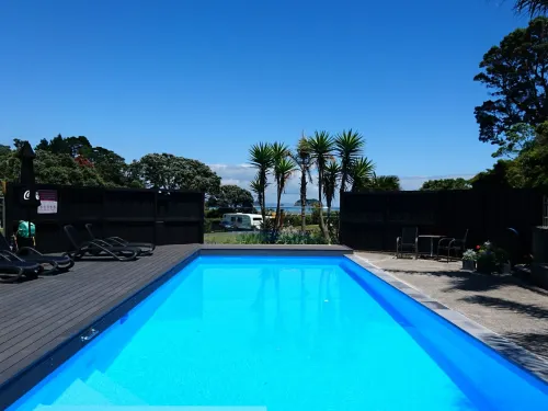Anglers Lodge Hotels in Amodeo Bay
