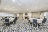 Rockport Inn and Suites Hotels in Gloucester