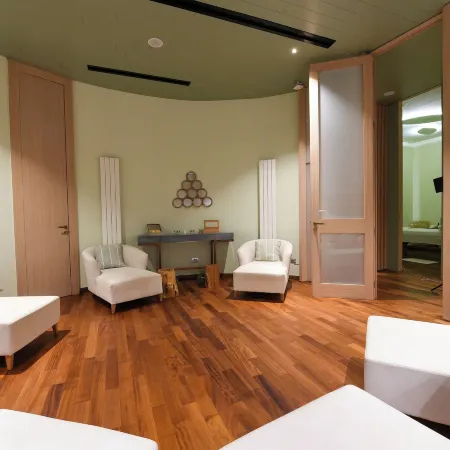 Oakridge Hotel & Spa