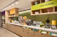 Home2 Suites by Hilton Portland Hillsboro - breakfast