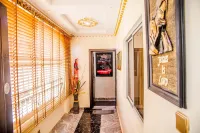 Tobby Royal Suites