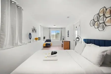 Maddux Homes Near Westlake