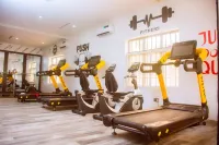 Lekki Aprt/pool/gym/sleeps 6/ Freep/tv/wifi