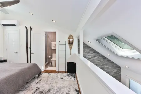 Ski-in Ski-Out Home by Waterparks, Big Games, Dog Friendly