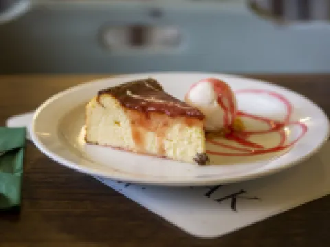 Royal Oak Hotels in Dover