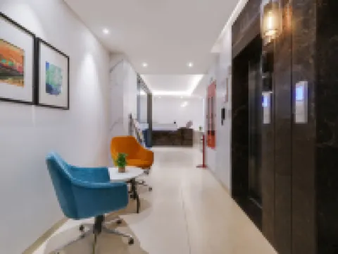 7 แอปเปิ้ล โรงแรมมาฮาเป โรงแรมในธาเน