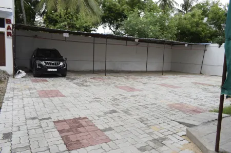 Hotel Jayaram Отели в г. Куддалор