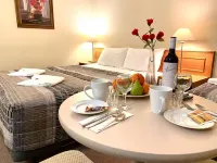 Gateway Motor Inn Hotels in Gillenbah