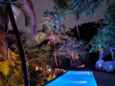 Bahari Suites