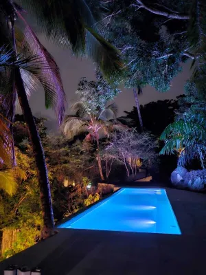 Bahari Suites - Parking