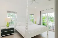 Colibri Court فنادق في Five Islands Village