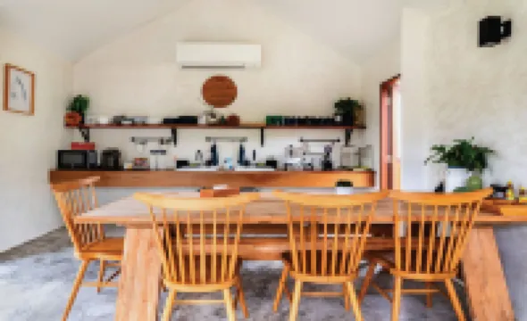 The Little White Bird Traveller Hostel Hotels in Koh Kood