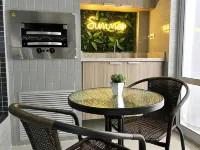 Flat Unitá Homestay Hotels in Praia Grande