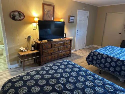 Sportsman's Lodge Hotels in Heber Springs