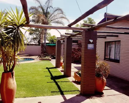 Mckala Guesthouse โรงแรมในคิมเบอร์ลีย์