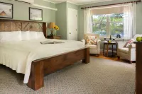 Wolf Cove Inn