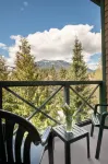 Pinnacle Hotel Whistler - Mountain view