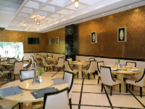 Venizia Sarovar Portico Hotels in North Delhi