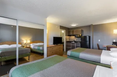 Studio 6 Albuquerque, NM - North Отели в г. Лос Ранчос де Олбукерк