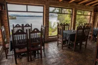 Hotel Refugio Pozo Azul Hotels in Aquitania