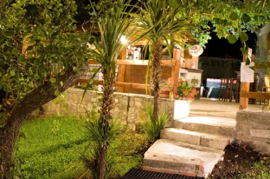 Antica Trattoria Bacco H&W