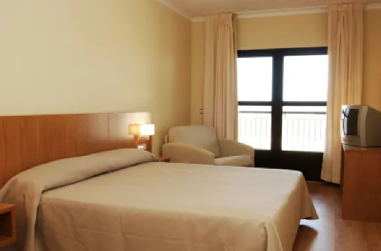 아쇼텔스 몬레알 델 캄포  호텔