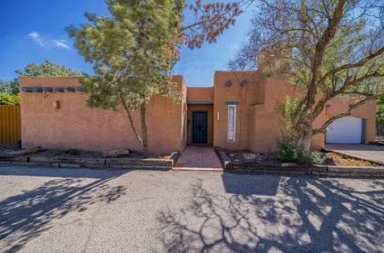 Right At Home-Midland Adobe Compound with Pool and Fire Pits and Billiards