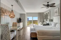 Lagoon-Style Pool and Gulf View Vistas - Stunning Scenic Retreat