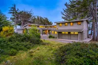 Oceanfront Dream Hideaway