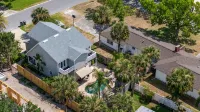 Relaxation and Convenient Wifi - Charming Getaway