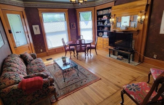 Art and Lodging