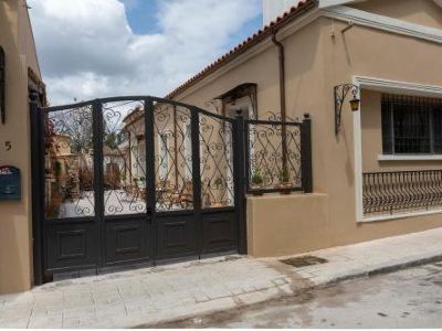Strofilia Guest House