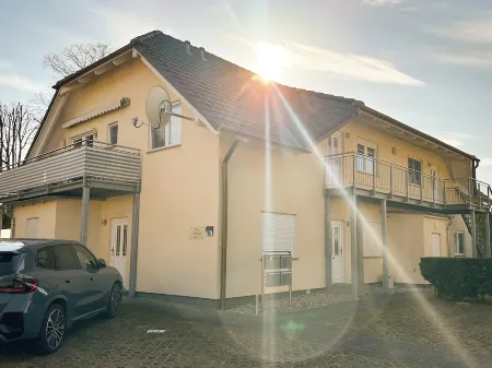 Apartment Bartling in the House Vineta WG3 in the Old Village Center of Zempin