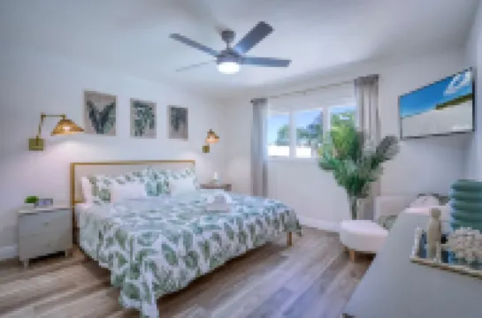 Game Room, Pool, and Backyard Escape - Inviting Oasis