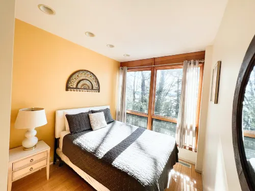 Gorgeous Lake Views and Spacious Deck - Inviting Contemporary Retreat