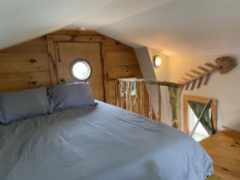 Adorable Tiny House in Picturesque Seaside Village