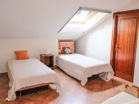 UA 25- Pine Villa - Homestays